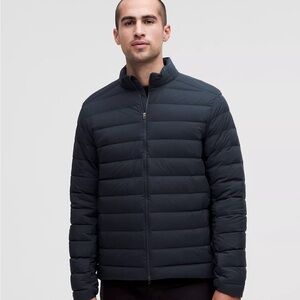 LULULEMON - Navigation Stretch Down Jacket
Black (First Release)